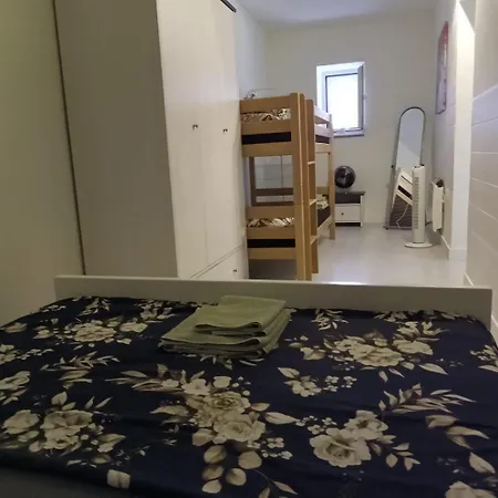 Apartman Leonie 4 Stern *