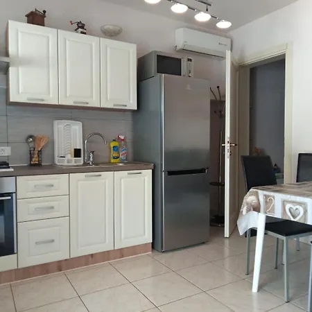 Leonie 4 Stern Umag