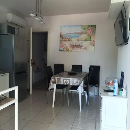 Leonie 4 Stern * Umag