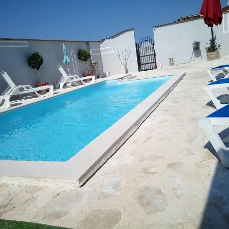 Leonie 4 Stern Umag
