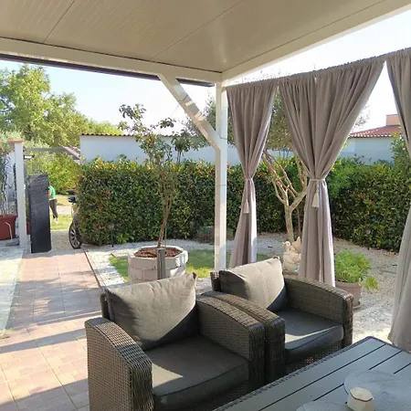 Leonie 4 Stern Apartment Umag